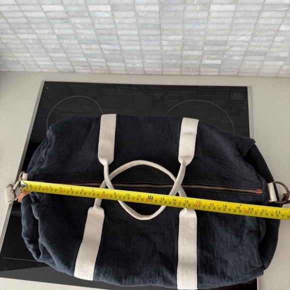 NEW Brandy Melville John Galt Black White Duffle Bag Crossbody Duffle - Picture 8 of 9